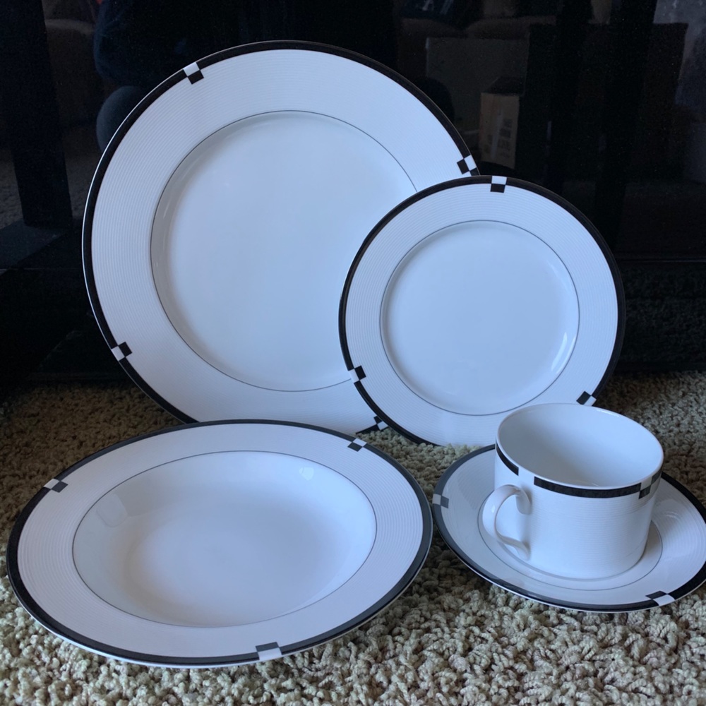 Mikasa Fine China - Midnight collection